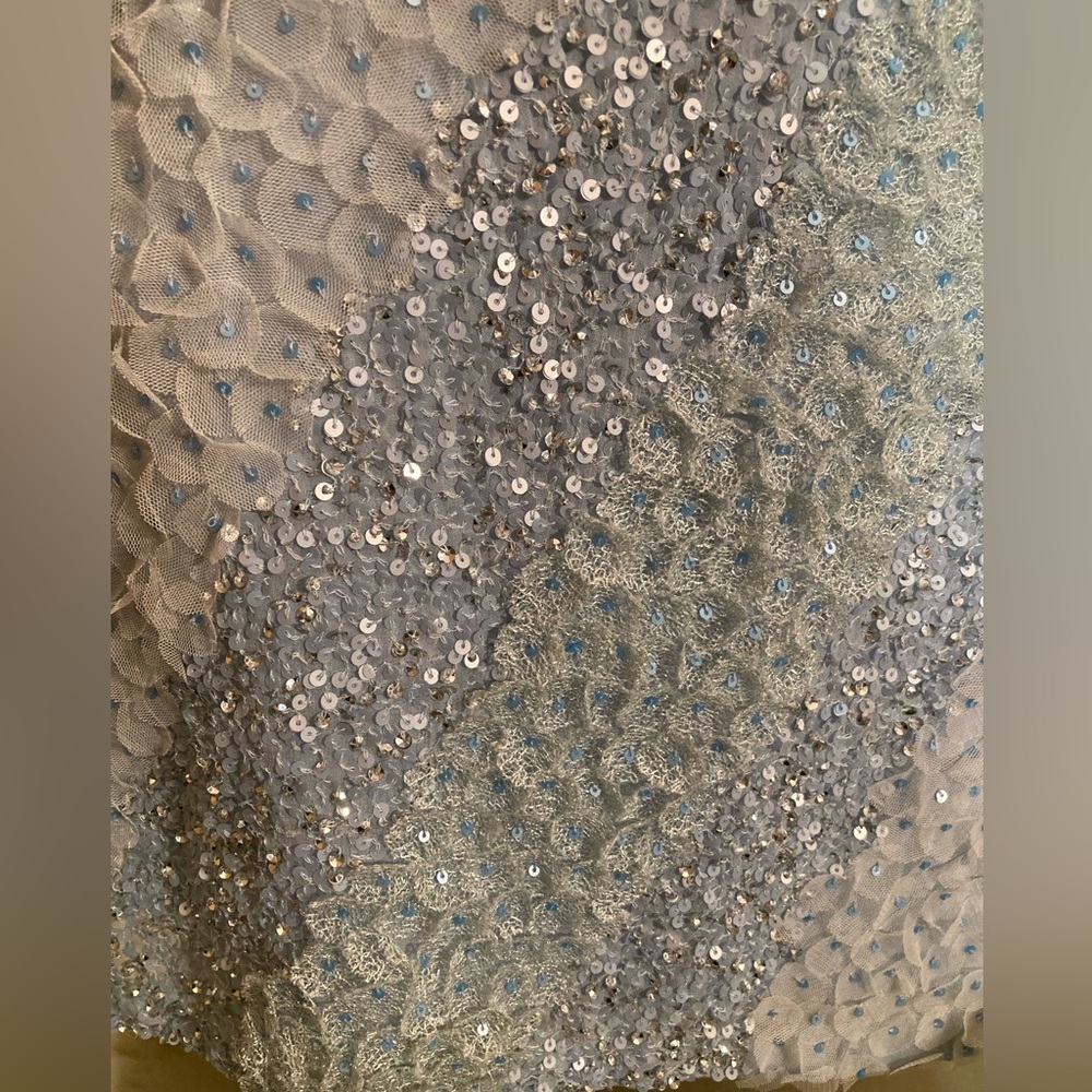 European designer light blue dress, embroidered with silver and blue sequins - Picture 5 of 6